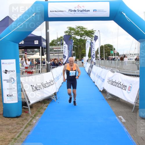 16.08.2026 - KN Förde Triathlon 2026 Markus Tischler http://msf.ph/oto/10001608 16.08.2026 12:43:02 Ziel 439, 439 meine-sportfotos.de