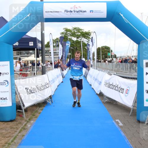 16.08.2026 - KN Förde Triathlon 2026 Markus Tischler http://msf.ph/oto/10001623 16.08.2026 12:43:23 Ziel 436, 436 meine-sportfotos.de