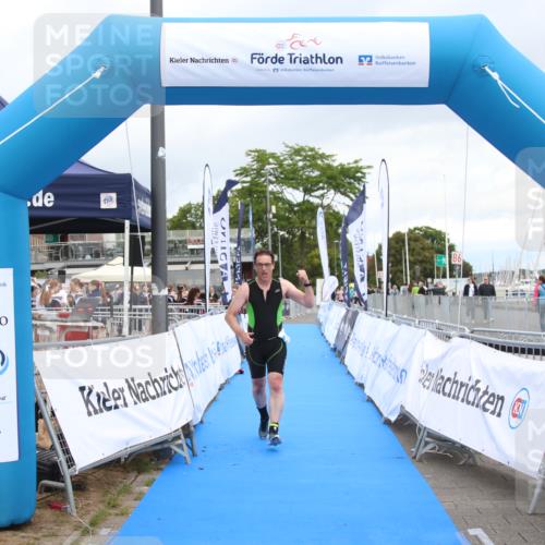 16.08.2026 - KN Förde Triathlon 2026 Markus Tischler http://msf.ph/oto/10001629 16.08.2026 12:47:38 Ziel 424, 424 meine-sportfotos.de