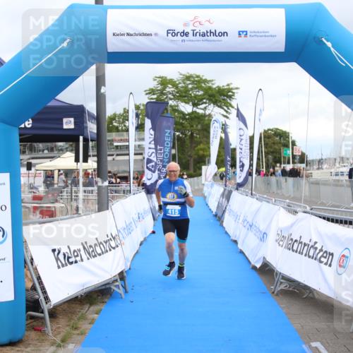16.08.2026 - KN Förde Triathlon 2026 Markus Tischler http://msf.ph/oto/10001644 16.08.2026 12:48:25 Ziel 415, 415 meine-sportfotos.de