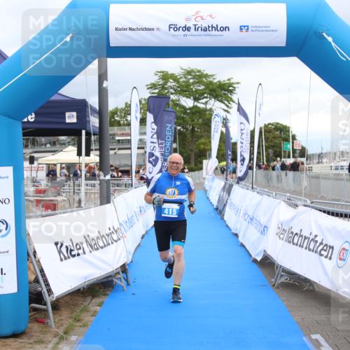 16.08.2026 - KN Förde Triathlon 2026 Markus Tischler http://msf.ph/oto/10001649 16.08.2026 12:48:25 Ziel 415, 415 meine-sportfotos.de