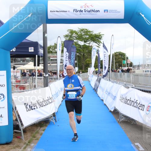 16.08.2026 - KN Förde Triathlon 2026 Markus Tischler http://msf.ph/oto/10001653 16.08.2026 12:48:26 Ziel 415, 415 meine-sportfotos.de