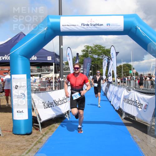 16.08.2026 - KN Förde Triathlon 2026 Markus Tischler http://msf.ph/oto/10002229 16.08.2026 13:54:14 Ziel 550, 556, 745, 550, 556, 745 meine-sportfotos.de