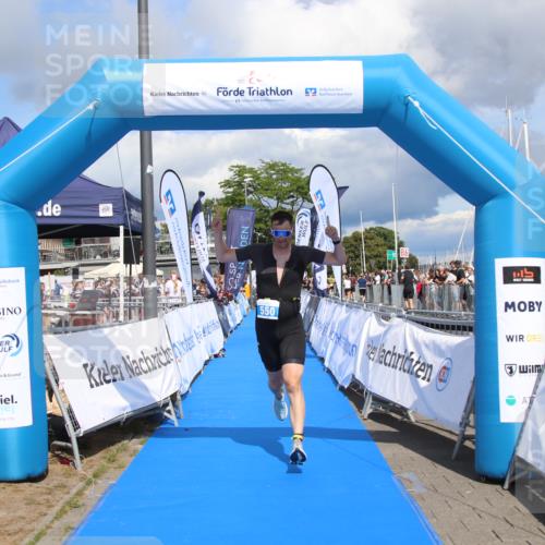 16.08.2026 - KN Förde Triathlon 2026 Markus Tischler http://msf.ph/oto/10002235 16.08.2026 13:54:16 Ziel 550, 556, 745, 550, 556, 745 meine-sportfotos.de