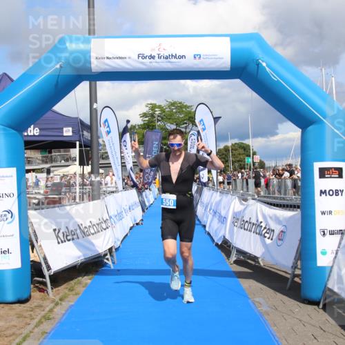 16.08.2026 - KN Förde Triathlon 2026 Markus Tischler http://msf.ph/oto/10002237 16.08.2026 13:54:16 Ziel 550, 556, 745, 550, 556, 745 meine-sportfotos.de