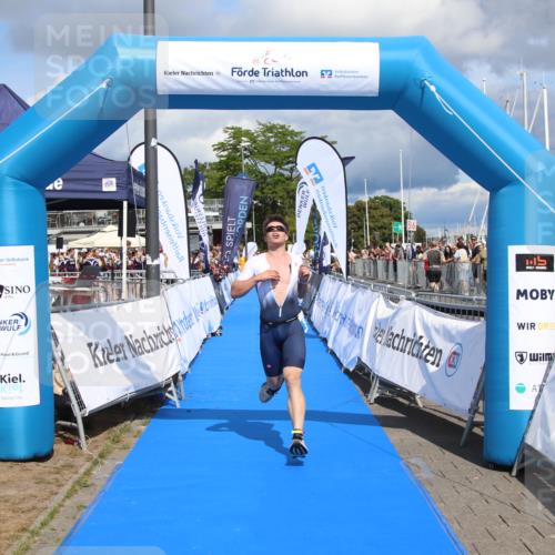 16.08.2026 - KN Förde Triathlon 2026 Markus Tischler http://msf.ph/oto/10002241 16.08.2026 13:54:34 Ziel 548, 548 meine-sportfotos.de