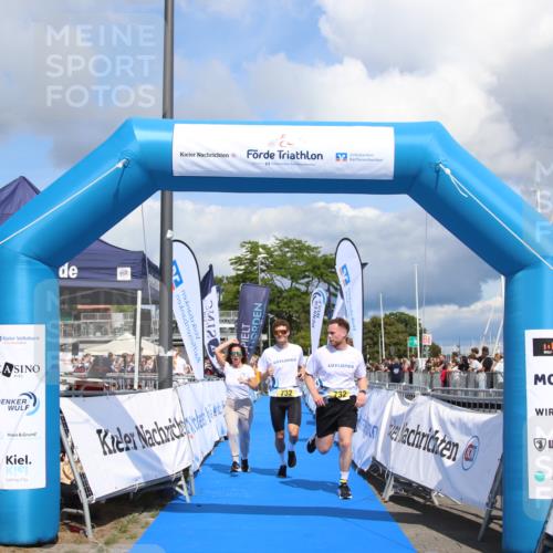 16.08.2026 - KN Förde Triathlon 2026 Markus Tischler http://msf.ph/oto/10002246 16.08.2026 13:54:49 Ziel 732, 732 meine-sportfotos.de