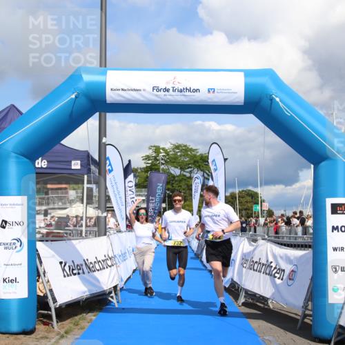 16.08.2026 - KN Förde Triathlon 2026 Markus Tischler http://msf.ph/oto/10002249 16.08.2026 13:54:49 Ziel 732, 732 meine-sportfotos.de