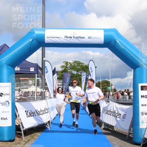 16.08.2026 - KN Förde Triathlon 2026 Markus Tischler http://msf.ph/oto/10002250 16.08.2026 13:54:50 Ziel 732, 732 meine-sportfotos.de