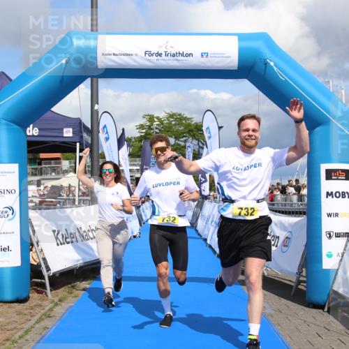 16.08.2026 - KN Förde Triathlon 2026 Markus Tischler http://msf.ph/oto/10002260 16.08.2026 13:54:51 Ziel 732, 732 meine-sportfotos.de