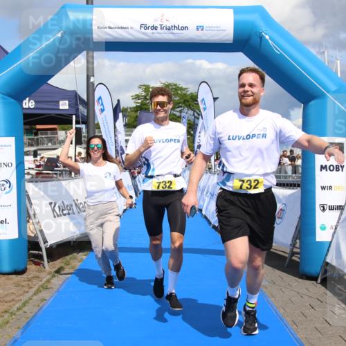 16.08.2026 - KN Förde Triathlon 2026 Markus Tischler http://msf.ph/oto/10002262 16.08.2026 13:54:51 Ziel 732, 732 meine-sportfotos.de