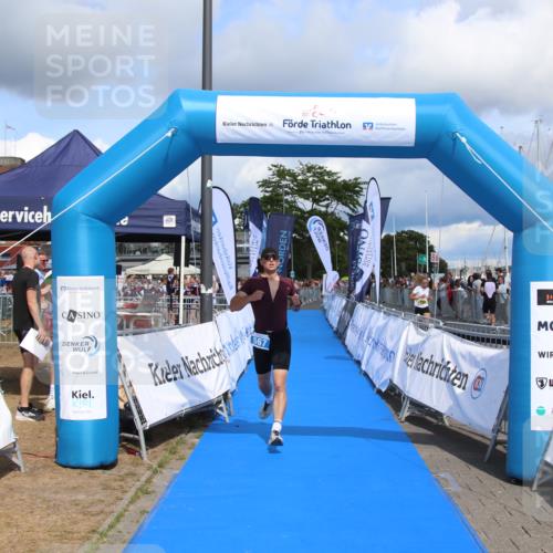 16.08.2026 - KN Förde Triathlon 2026 Markus Tischler http://msf.ph/oto/10002283 16.08.2026 13:55:46 Ziel 567, 567 meine-sportfotos.de