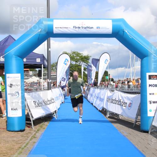 16.08.2026 - KN Förde Triathlon 2026 Markus Tischler http://msf.ph/oto/10002292 16.08.2026 13:56:08 Ziel 538, 713, 538, 713 meine-sportfotos.de