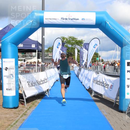 16.08.2026 - KN Förde Triathlon 2026 Markus Tischler http://msf.ph/oto/10002307 16.08.2026 13:56:37 Ziel 506, 506 meine-sportfotos.de