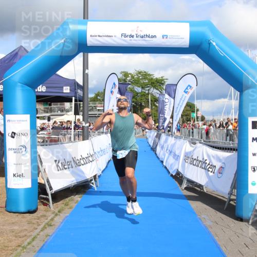 16.08.2026 - KN Förde Triathlon 2026 Markus Tischler http://msf.ph/oto/10002310 16.08.2026 13:56:37 Ziel 506, 506 meine-sportfotos.de
