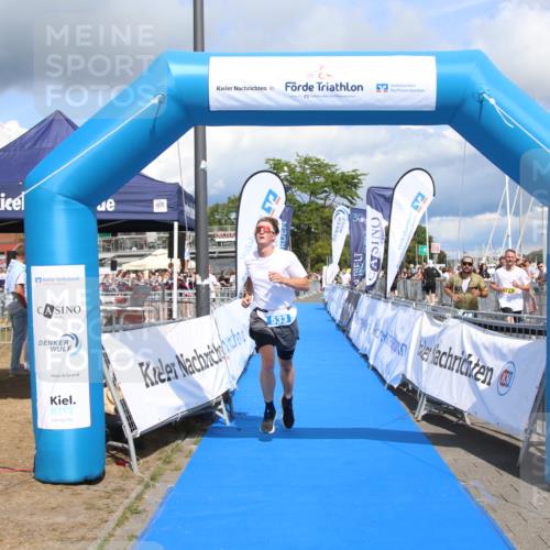 16.08.2026 - KN Förde Triathlon 2026 Markus Tischler http://msf.ph/oto/10002318 16.08.2026 13:56:52 Ziel 533, 533 meine-sportfotos.de