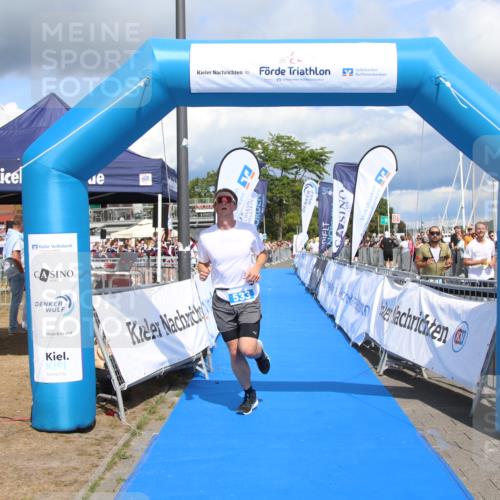 16.08.2026 - KN Förde Triathlon 2026 Markus Tischler http://msf.ph/oto/10002321 16.08.2026 13:56:52 Ziel 533, 533 meine-sportfotos.de