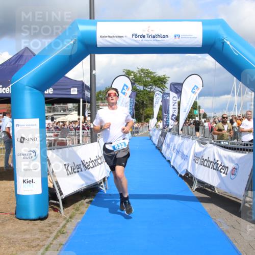 16.08.2026 - KN Förde Triathlon 2026 Markus Tischler http://msf.ph/oto/10002322 16.08.2026 13:56:52 Ziel 533, 533 meine-sportfotos.de