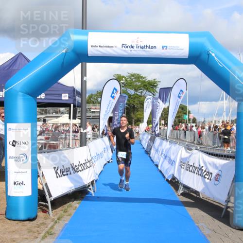 16.08.2026 - KN Förde Triathlon 2026 Markus Tischler http://msf.ph/oto/10002334 16.08.2026 13:57:37 Ziel 522, 522 meine-sportfotos.de