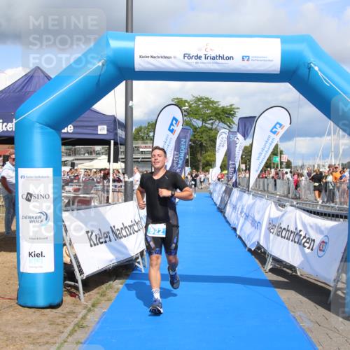 16.08.2026 - KN Förde Triathlon 2026 Markus Tischler http://msf.ph/oto/10002338 16.08.2026 13:57:38 Ziel 522, 561, 522, 561 meine-sportfotos.de