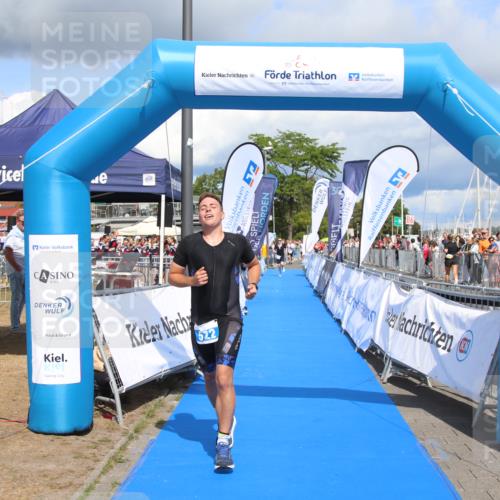 16.08.2026 - KN Förde Triathlon 2026 Markus Tischler http://msf.ph/oto/10002341 16.08.2026 13:57:38 Ziel 522, 561, 522, 561 meine-sportfotos.de