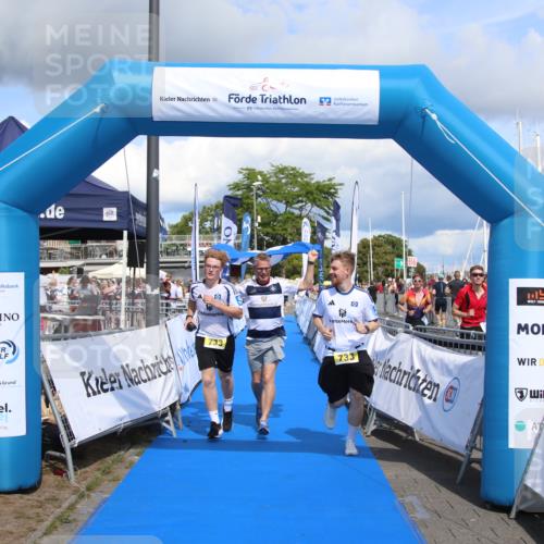 16.08.2026 - KN Förde Triathlon 2026 Markus Tischler http://msf.ph/oto/10002354 16.08.2026 13:57:53 Ziel 561, 733, 561, 733 meine-sportfotos.de