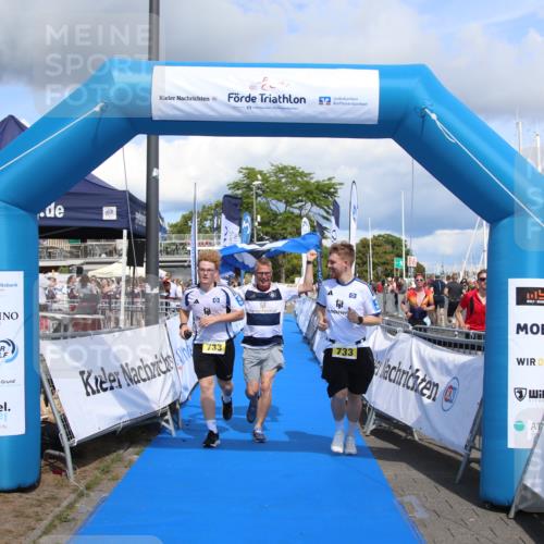 16.08.2026 - KN Förde Triathlon 2026 Markus Tischler http://msf.ph/oto/10002355 16.08.2026 13:57:53 Ziel 561, 733, 561, 733 meine-sportfotos.de