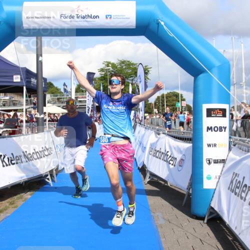 16.08.2026 - KN Förde Triathlon 2026 Markus Tischler http://msf.ph/oto/10002383 16.08.2026 13:58:29 Ziel 575, 580, 724, 575, 580, 724 meine-sportfotos.de