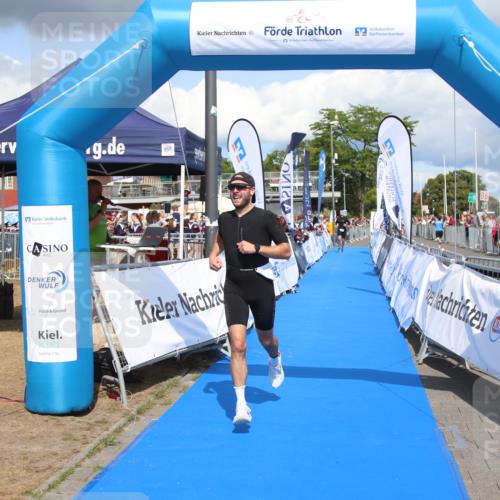 16.08.2026 - KN Förde Triathlon 2026 Markus Tischler http://msf.ph/oto/10002389 16.08.2026 13:58:34 Ziel 575, 580, 724, 575, 580, 724 meine-sportfotos.de