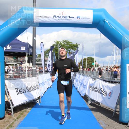 16.08.2026 - KN Förde Triathlon 2026 Markus Tischler http://msf.ph/oto/10002397 16.08.2026 13:58:43 Ziel 555, 555 meine-sportfotos.de