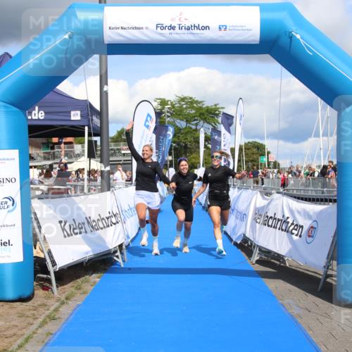 16.08.2026 - KN Förde Triathlon 2026 Markus Tischler http://msf.ph/oto/10002402 16.08.2026 13:59:15 Ziel 517, 725, 517, 725 meine-sportfotos.de