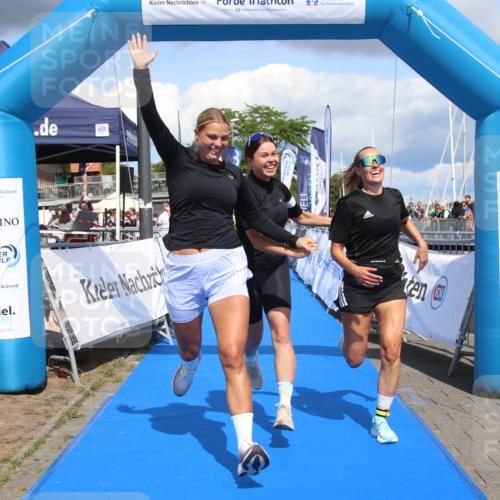 16.08.2026 - KN Förde Triathlon 2026 Markus Tischler http://msf.ph/oto/10002413 16.08.2026 13:59:16 Ziel 725, 725 meine-sportfotos.de