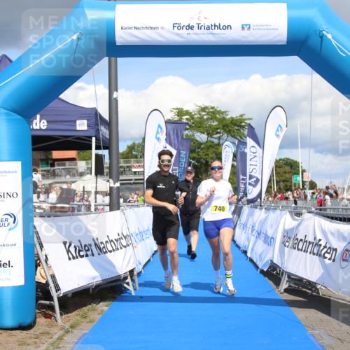 16.08.2026 - KN Förde Triathlon 2026 Markus Tischler http://msf.ph/oto/10002452 16.08.2026 14:01:09 Ziel 740, 740 meine-sportfotos.de