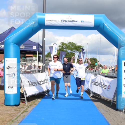 16.08.2026 - KN Förde Triathlon 2026 Markus Tischler http://msf.ph/oto/10002540 16.08.2026 14:02:56 Ziel 715, 715 meine-sportfotos.de