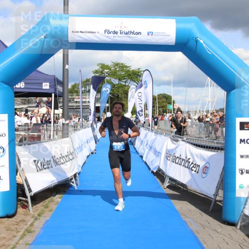 16.08.2026 - KN Förde Triathlon 2026 Markus Tischler http://msf.ph/oto/10002587 16.08.2026 14:04:19 Ziel 586, 586 meine-sportfotos.de