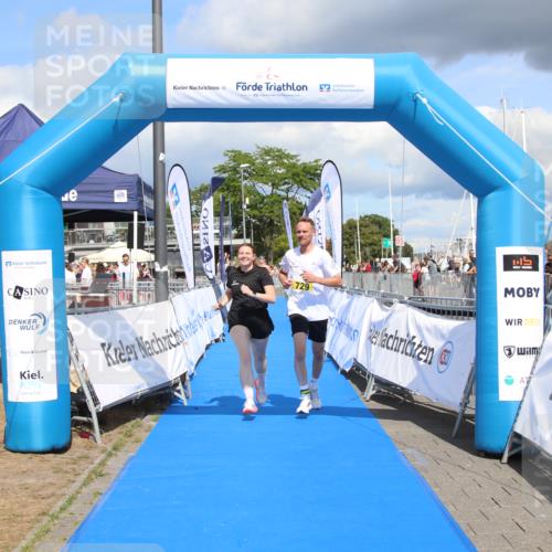16.08.2026 - KN Förde Triathlon 2026 Markus Tischler http://msf.ph/oto/10002591 16.08.2026 14:05:08 Ziel 566, 729, 566, 729 meine-sportfotos.de