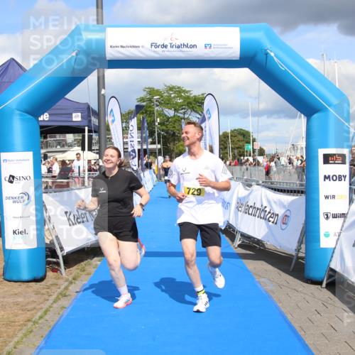 16.08.2026 - KN Förde Triathlon 2026 Markus Tischler http://msf.ph/oto/10002600 16.08.2026 14:05:09 Ziel 566, 729, 566, 729 meine-sportfotos.de