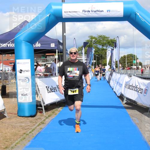 16.08.2026 - KN Förde Triathlon 2026 Markus Tischler http://msf.ph/oto/10002667 16.08.2026 14:06:53 Ziel 565, 592, 711, 565, 592, 711 meine-sportfotos.de