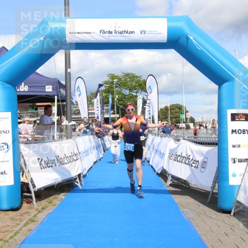16.08.2026 - KN Förde Triathlon 2026 Markus Tischler http://msf.ph/oto/10002671 16.08.2026 14:06:58 Ziel 592, 711, 716, 592, 711, 716 meine-sportfotos.de