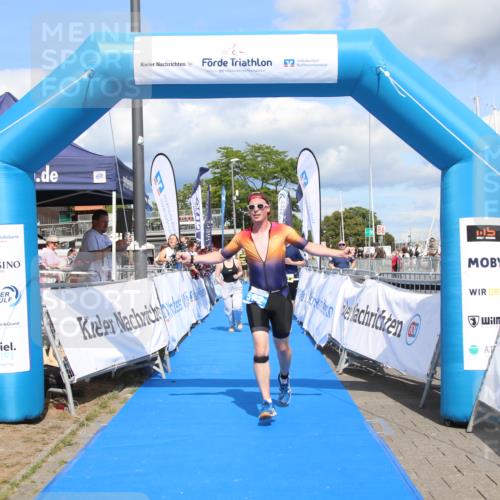 16.08.2026 - KN Förde Triathlon 2026 Markus Tischler http://msf.ph/oto/10002673 16.08.2026 14:06:58 Ziel 592, 711, 716, 592, 711, 716 meine-sportfotos.de