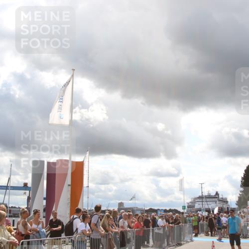 16.08.2026 - KN Förde Triathlon 2026 Markus Tischler http://msf.ph/oto/10002717 16.08.2026 14:08:47 Ziel  meine-sportfotos.de