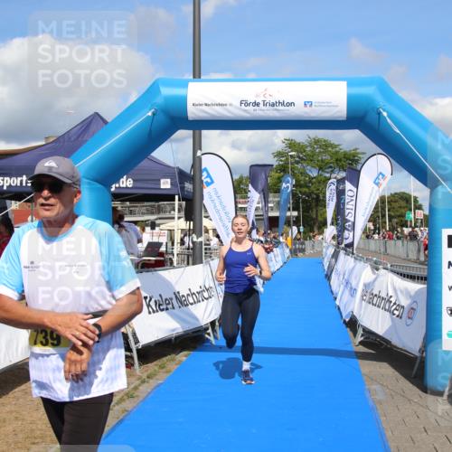 16.08.2026 - KN Förde Triathlon 2026 Markus Tischler http://msf.ph/oto/10002731 16.08.2026 14:09:21 Ziel 726, 739, 726, 739 meine-sportfotos.de