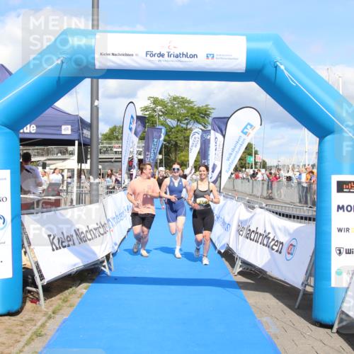 16.08.2026 - KN Förde Triathlon 2026 Markus Tischler http://msf.ph/oto/10002748 16.08.2026 14:10:59 Ziel 562, 572, 746, 562, 572, 746 meine-sportfotos.de