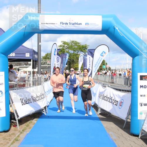16.08.2026 - KN Förde Triathlon 2026 Markus Tischler http://msf.ph/oto/10002752 16.08.2026 14:10:59 Ziel 562, 572, 746, 562, 572, 746 meine-sportfotos.de