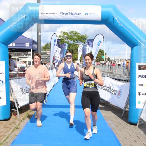 16.08.2026 - KN Förde Triathlon 2026 Markus Tischler http://msf.ph/oto/10002761 16.08.2026 14:11:00 Ziel 562, 572, 746, 562, 572, 746 meine-sportfotos.de