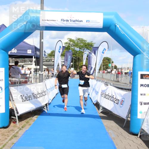 16.08.2026 - KN Förde Triathlon 2026 Markus Tischler http://msf.ph/oto/10002762 16.08.2026 14:11:04 Ziel 562, 572, 746, 562, 572, 746 meine-sportfotos.de