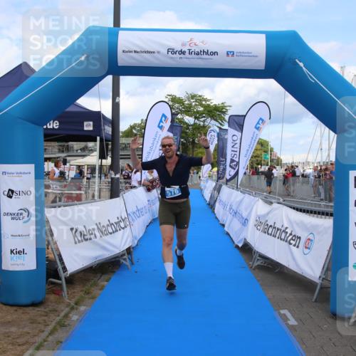 16.08.2026 - KN Förde Triathlon 2026 Markus Tischler http://msf.ph/oto/10002787 16.08.2026 14:12:34 Ziel 576, 576 meine-sportfotos.de