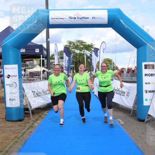 16.08.2026 - KN Förde Triathlon 2026 Markus Tischler http://msf.ph/oto/10002811 16.08.2026 14:13:48 Ziel 742, 742 meine-sportfotos.de