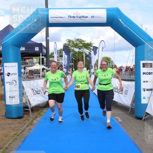 16.08.2026 - KN Förde Triathlon 2026 Markus Tischler http://msf.ph/oto/10002812 16.08.2026 14:13:48 Ziel 742, 742 meine-sportfotos.de