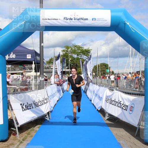 16.08.2026 - KN Förde Triathlon 2026 Markus Tischler http://msf.ph/oto/10002848 16.08.2026 14:14:43 Ziel 601, 606, 601, 606 meine-sportfotos.de